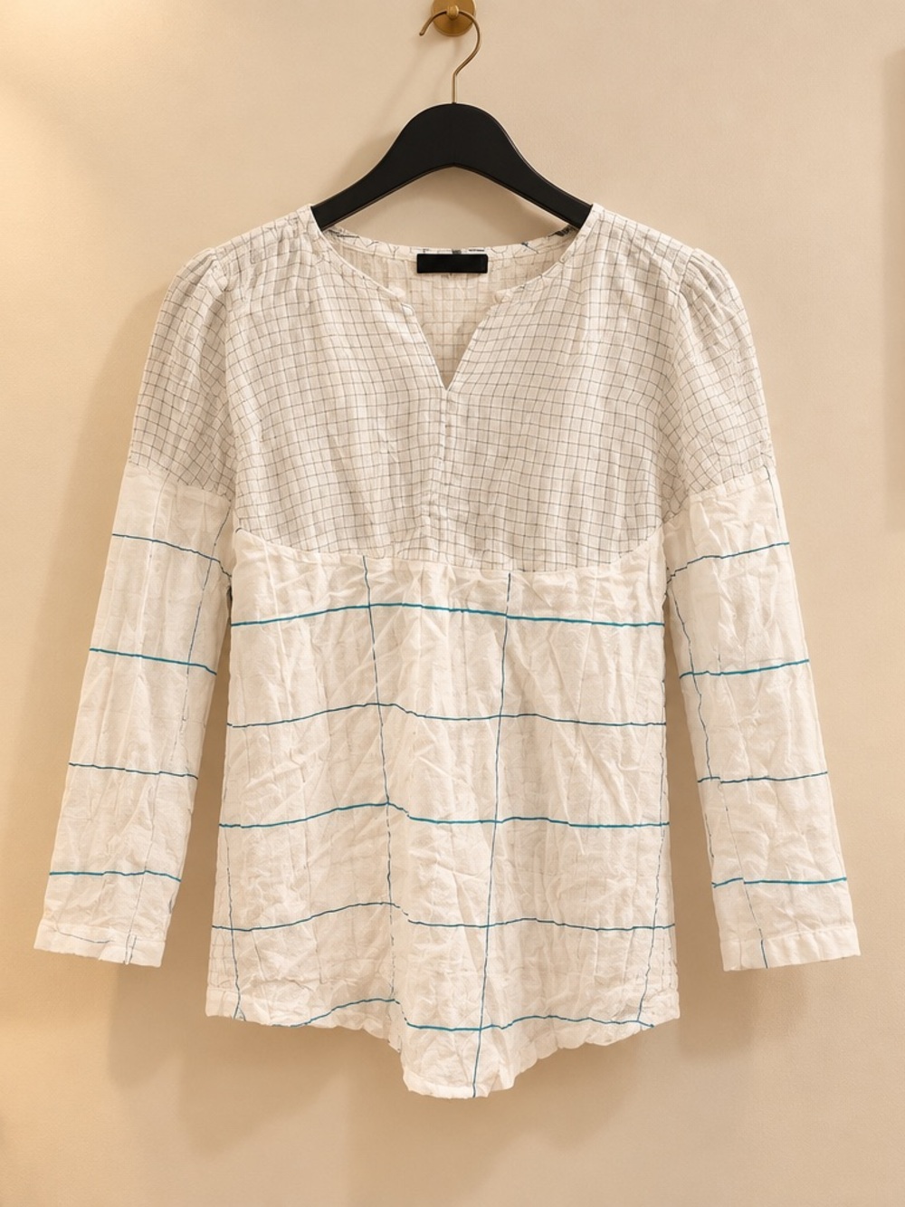 White Grid Split V-Neck Lightweight Blouse